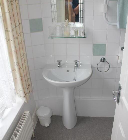 Economy Room, Tor Dean Guest House