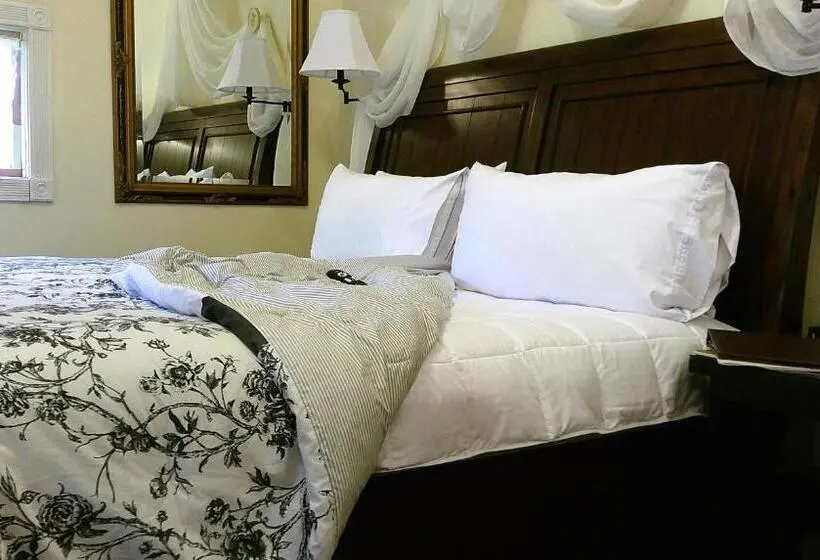 キングサイズベッドのスイートルーム, Rock Cottage Gardens B&b