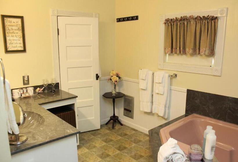 Люкс Кровать Кинг, Rock Cottage Gardens B&b