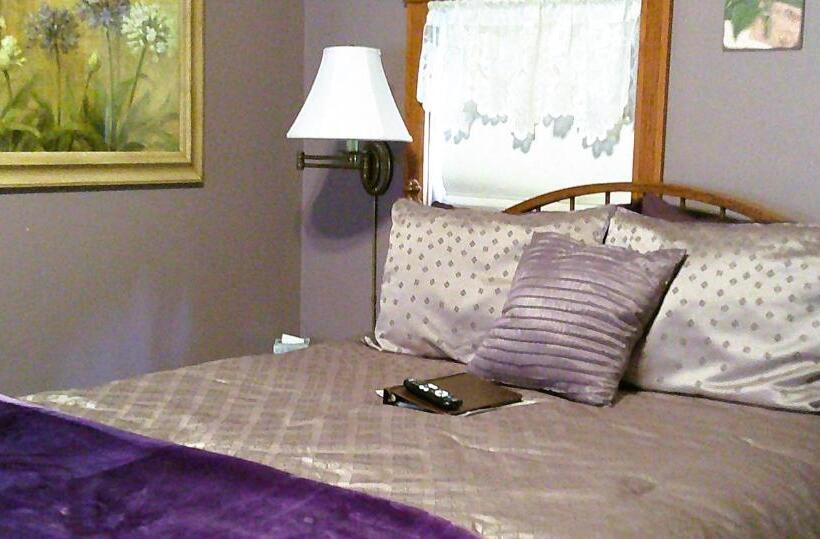 اتاق استاندارد با وان آب گرم, Rock Cottage Gardens B&b