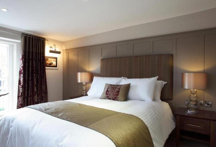 غرفة قياسية سرير كينج, The Norway Inn