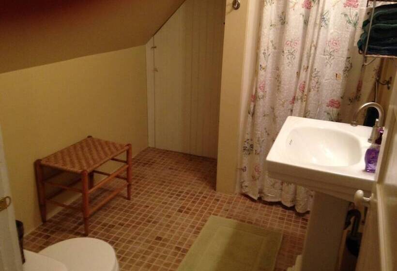 חדר סטנדרט, The Red Door B&b