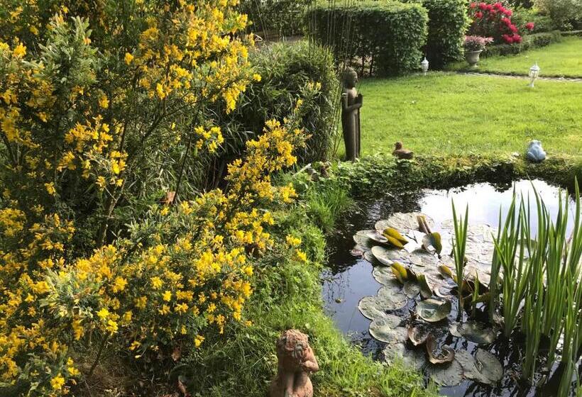 스탠다드 룸 가든 전망, Les Chaumières Du Pays D Auge