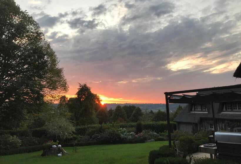 2 Bedrooms Suite Garden View, Les Chaumières Du Pays D Auge