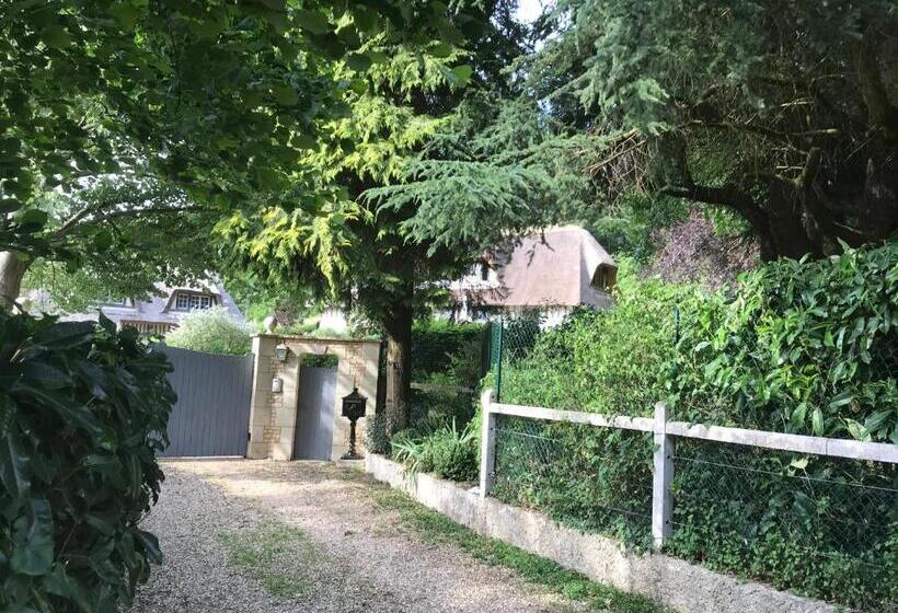 2 Bedrooms Suite Garden View, Les Chaumières Du Pays D Auge