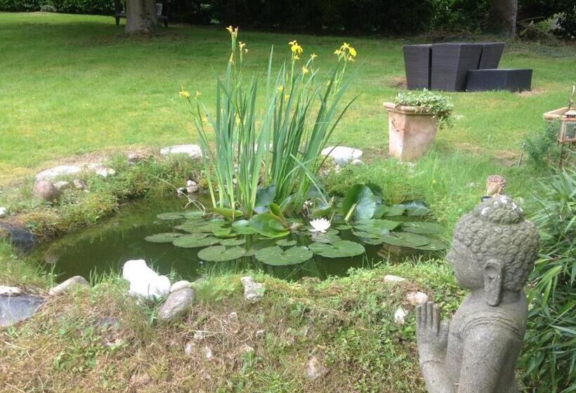 스탠다드 룸 가든 전망, Les Chaumières Du Pays D Auge