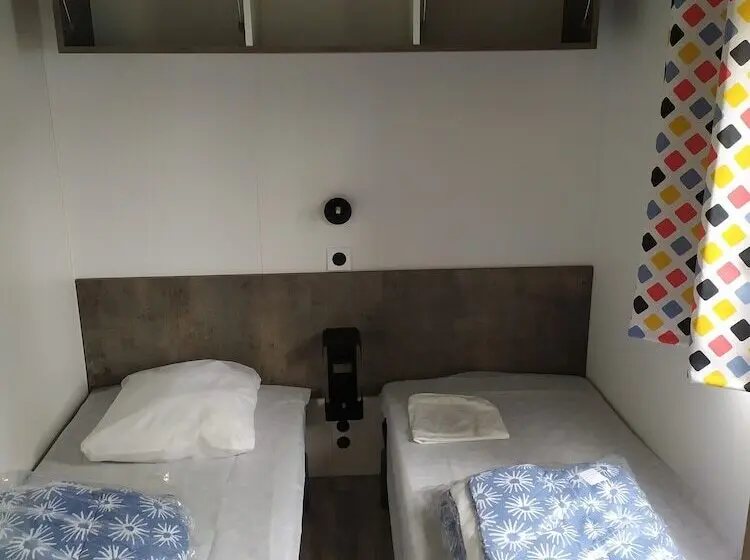 Talo 2 Makuuhuonetta, Camping La Prairie