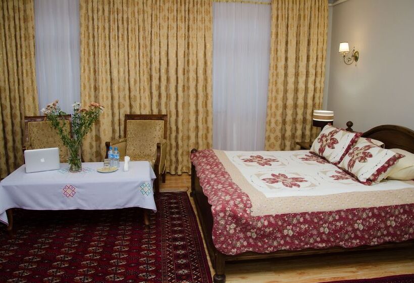 חדר סטנדרט, Jipek Joli Inn