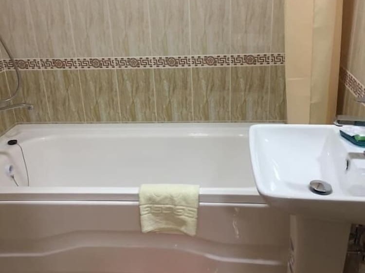 חדר סטנדרט יחיד, Jipek Joli Inn