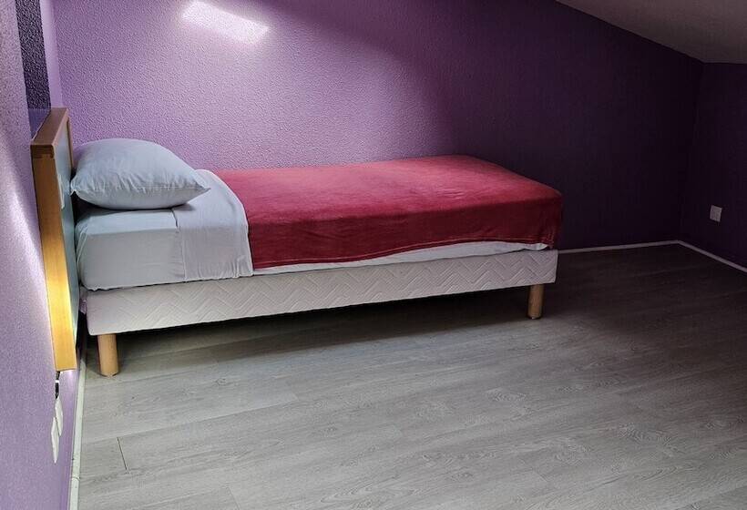 غرفة عائلية, Hôtel Restaurant Les Alizes Loriol Le Pouzin