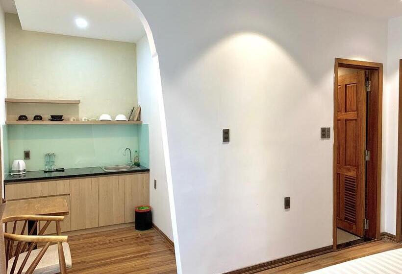 استودیو استاندارد با بالکن, Soleil Hostel