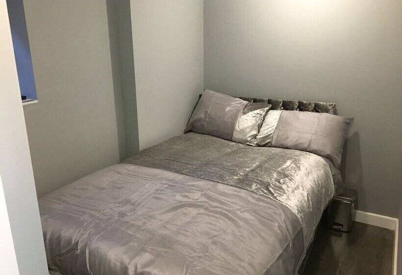 غرفة قياسية, Brownlows Inn