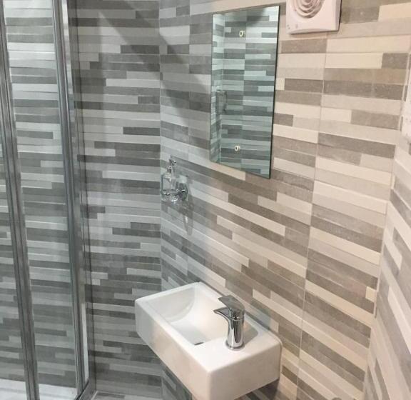 غرفة قياسية فردية, Brownlows Inn