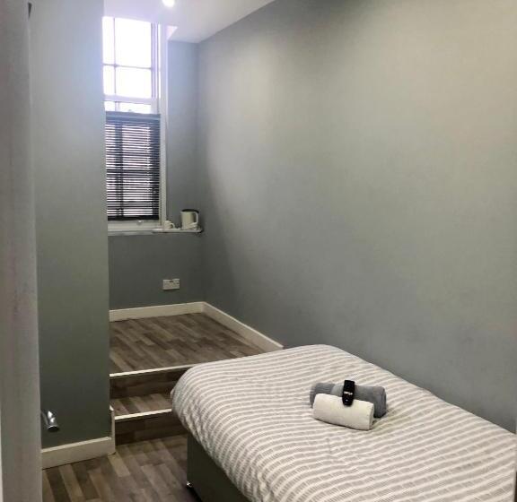 غرفة قياسية فردية, Brownlows Inn