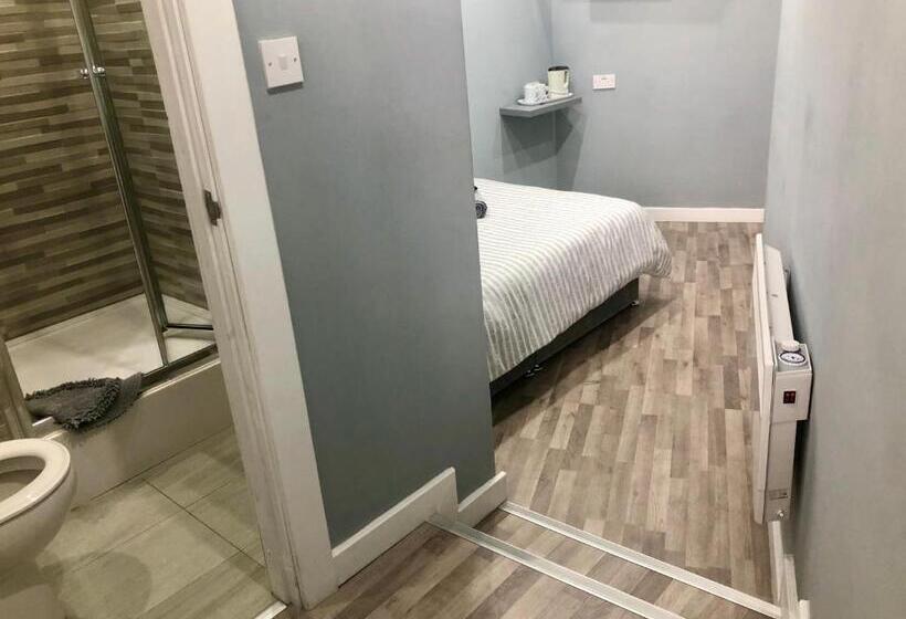 Номер Стандарт, Brownlows Inn