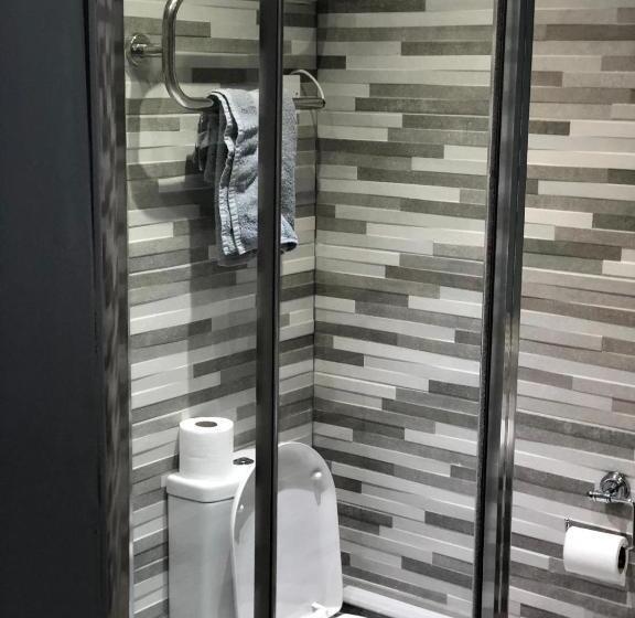 Quarto Triplo Estandar, Brownlows Inn