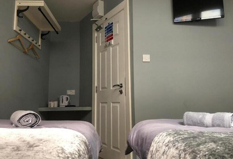 Quarto Familiar, Brownlows Inn