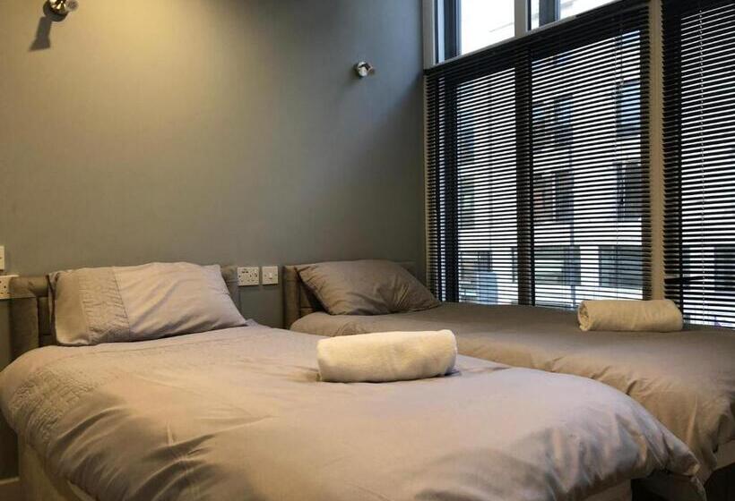 غرفة قياسية, Brownlows Inn