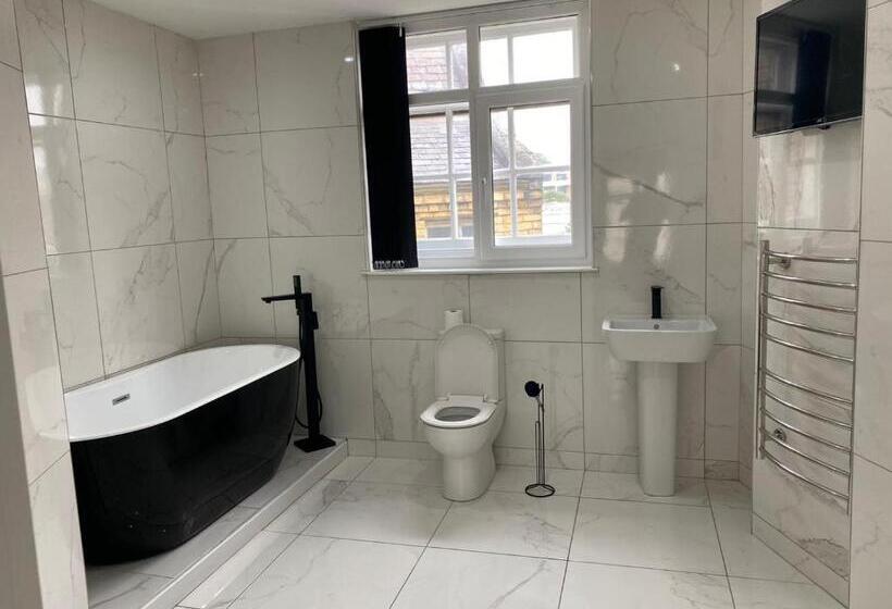 غرفة سوبيريور سرير كينج, Brownlows Inn