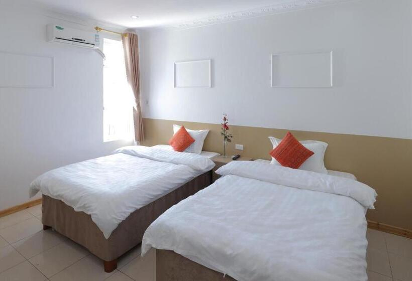 اتاق استاندارد با چشمانداز, Cong Fu