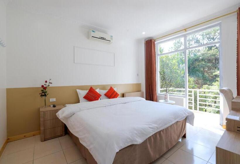 اتاق لوکس با بالکن, Cong Fu