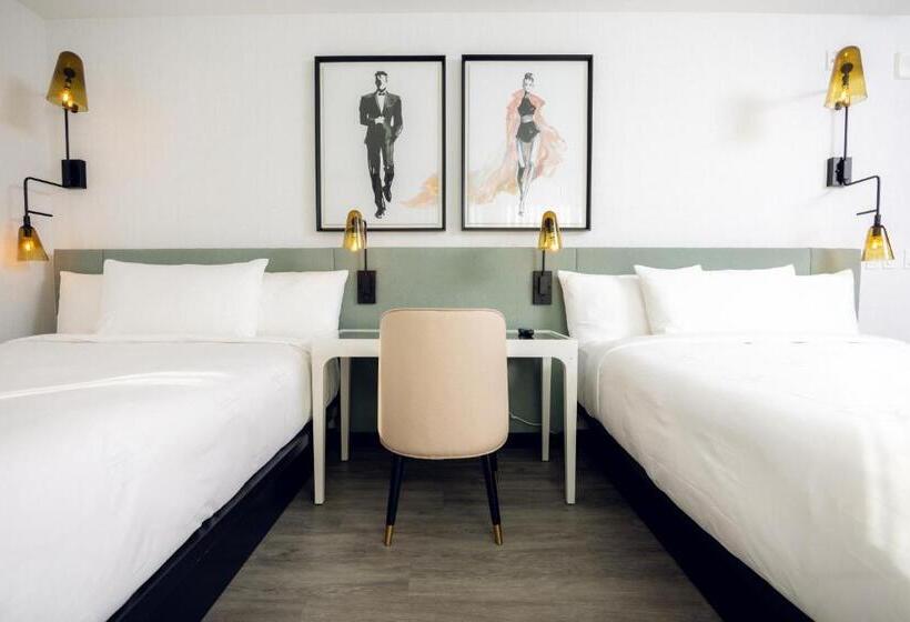 غرفه قياسيه سريرين مزدوجين, The Godfrey Hotel Hollywood