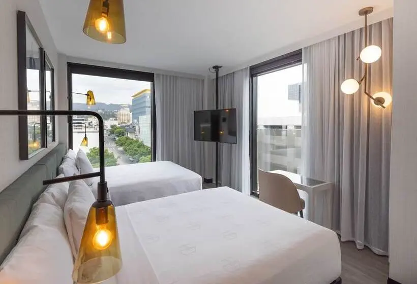 اتاق استاندارد با 2 تخت دوبل, The Godfrey Hotel Hollywood