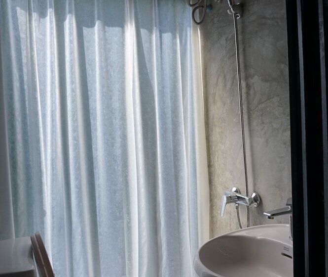 Номер Стандарт, Near Beach Hostel   Adults Only