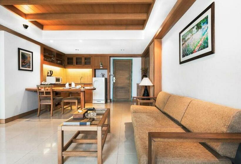 带大床的豪华间, Green Residence Ayutthaya   Sha Certified