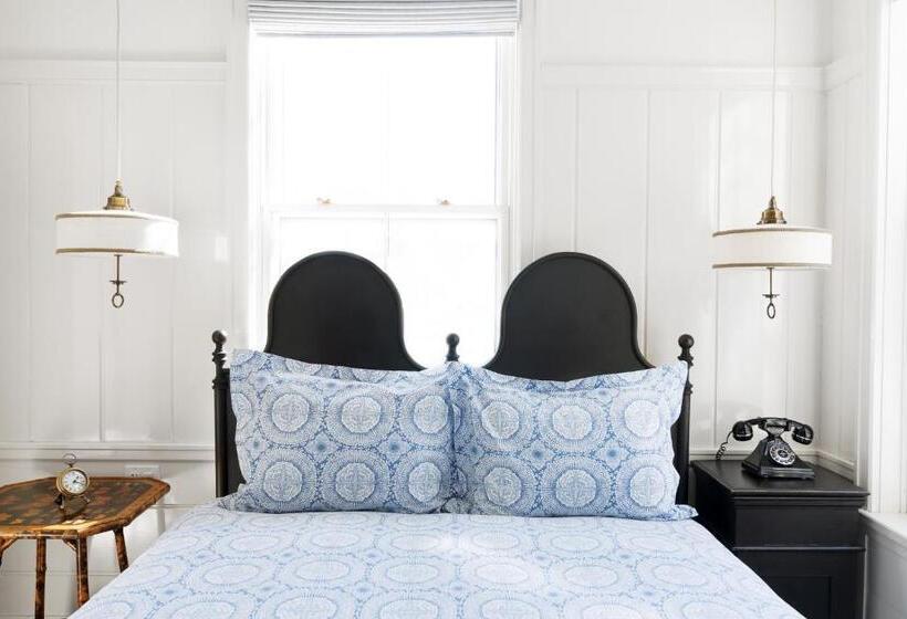 デラックスルーム, Greydon House