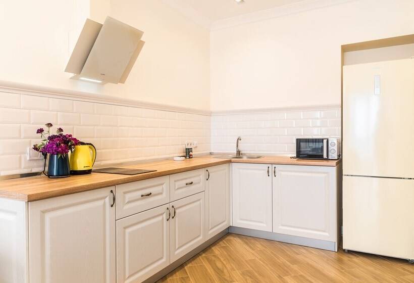 آپارتمان 1 خوابه, Apartment Greenwood Near Sea