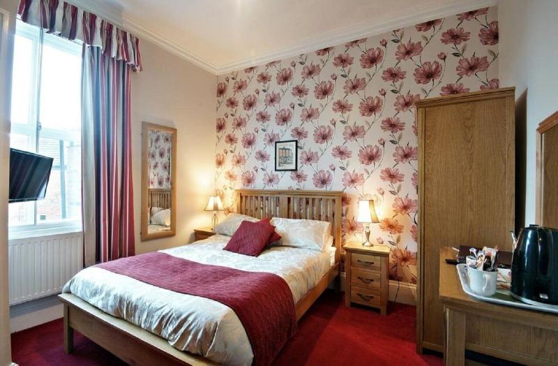 חדר סטנדרט, The Apple House