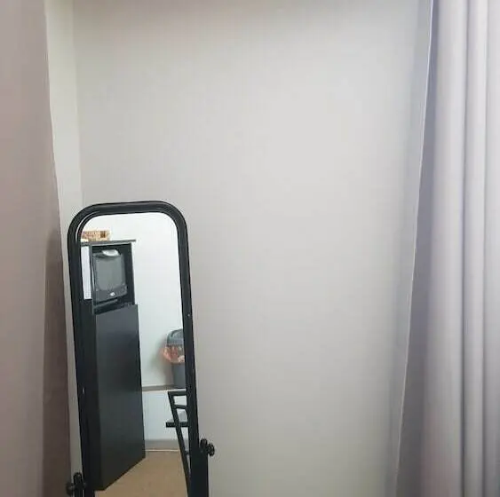 StandaardKamer, Chambre Cocoon
