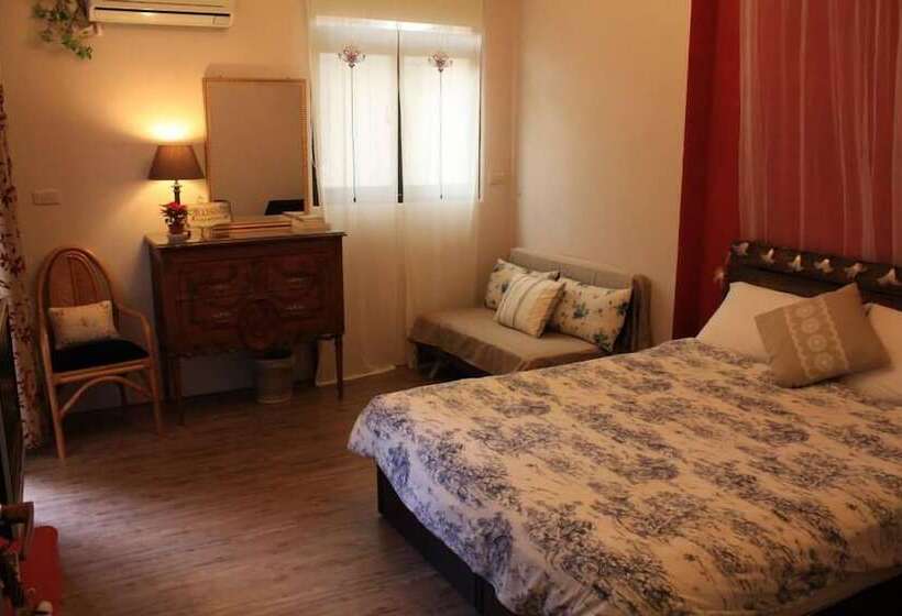 اتاق استاندارد, Fun House Spa B&b