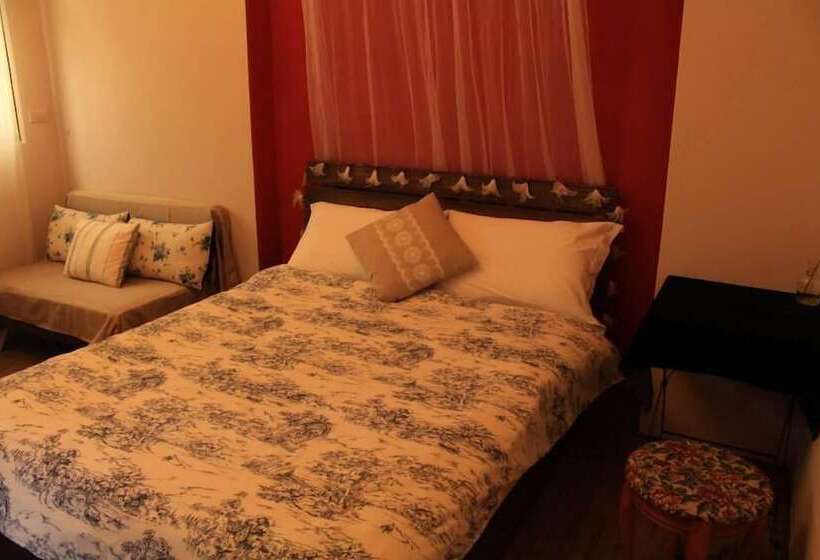 اتاق استاندارد, Fun House Spa B&b