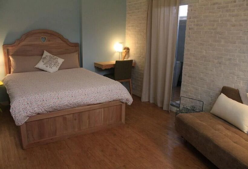 اتاق استاندارد, Fun House Spa B&b