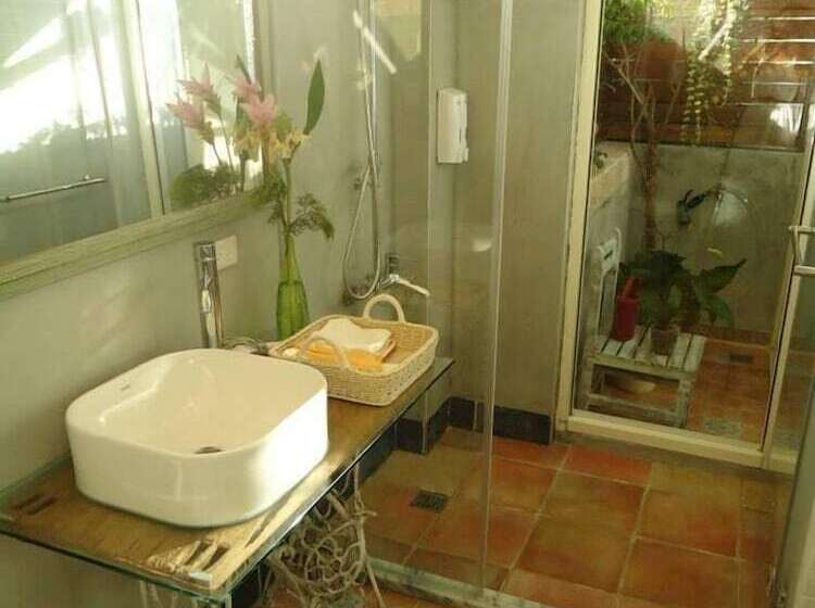 اتاق استاندارد چهار تخته, Fun House Spa B&b