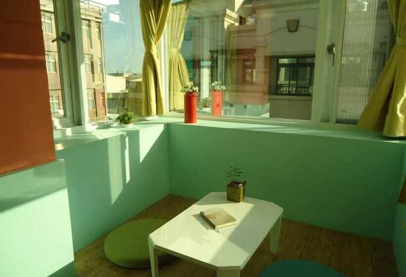 اتاق استاندارد چهار تخته, Fun House Spa B&b