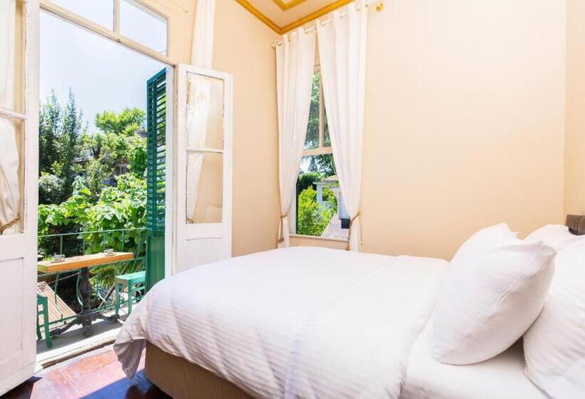 Quarto Estandar Cama King, No16 Ada