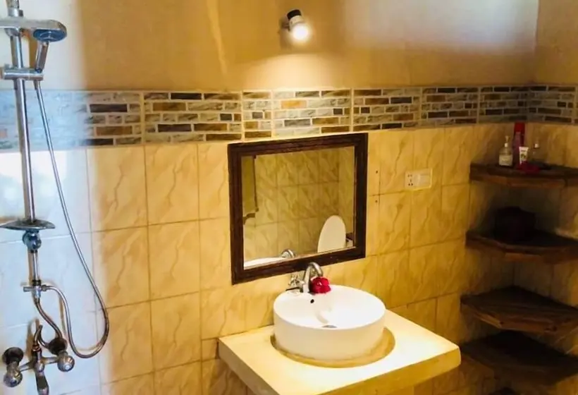 ベーシックトリプルルーム, Seasons Lodge Zanzibar