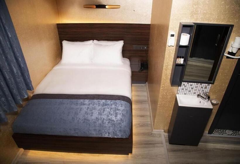 Standard Room, Taksim Heavenist
