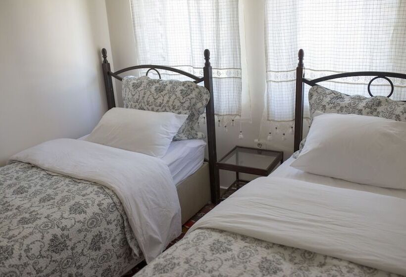 스탠다드 룸, Kamelya Cave Hostel