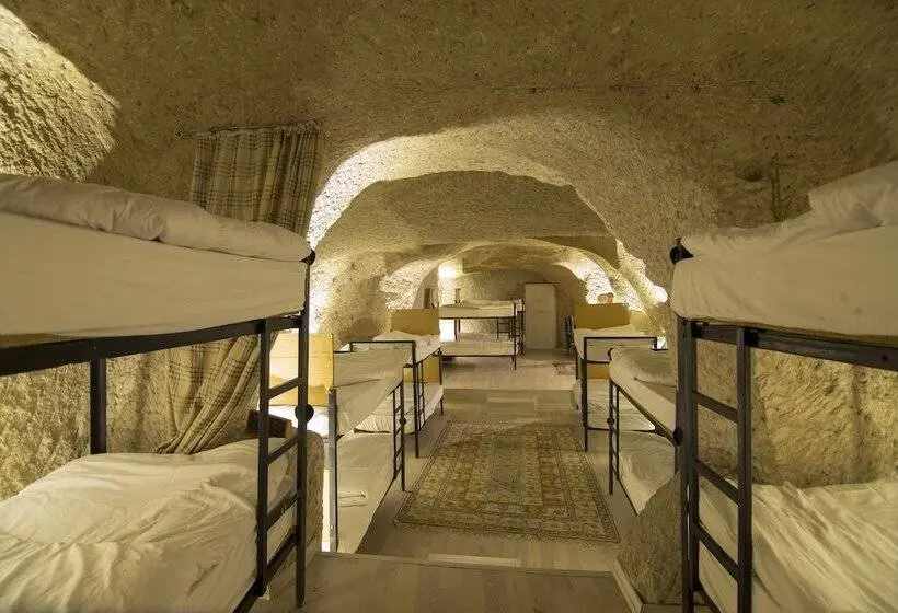 ルームシェアのワンベッド, Kamelya Cave Hostel