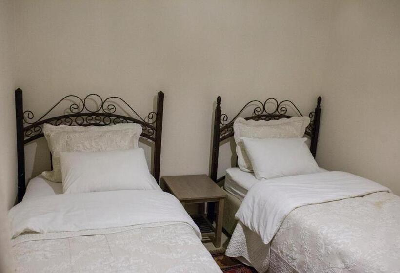 스탠다드 룸, Kamelya Cave Hostel