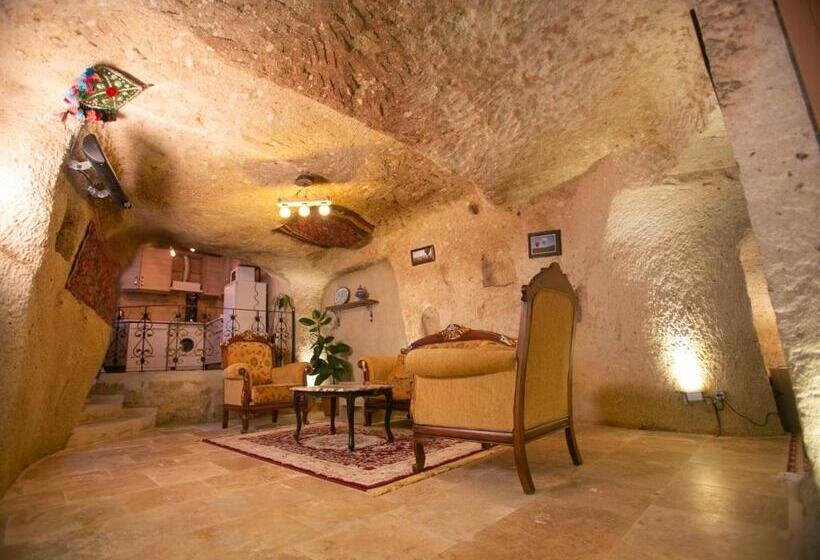 패밀리 스위트, Kamelya Cave Hostel