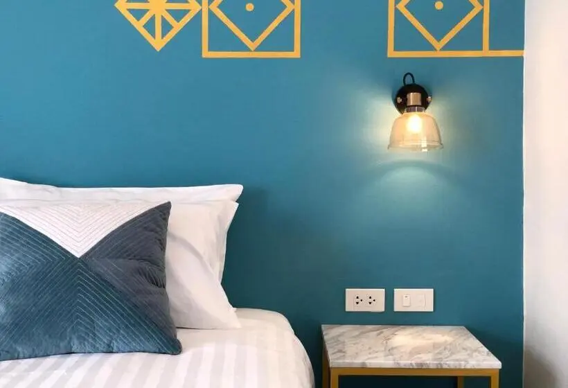 اتاق لوکس با تخت بزرگ, Goodnight Poshtel + Free Netflix