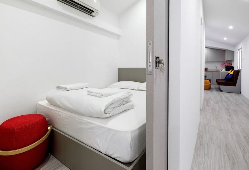 سوییت خانوادگی, Circular House