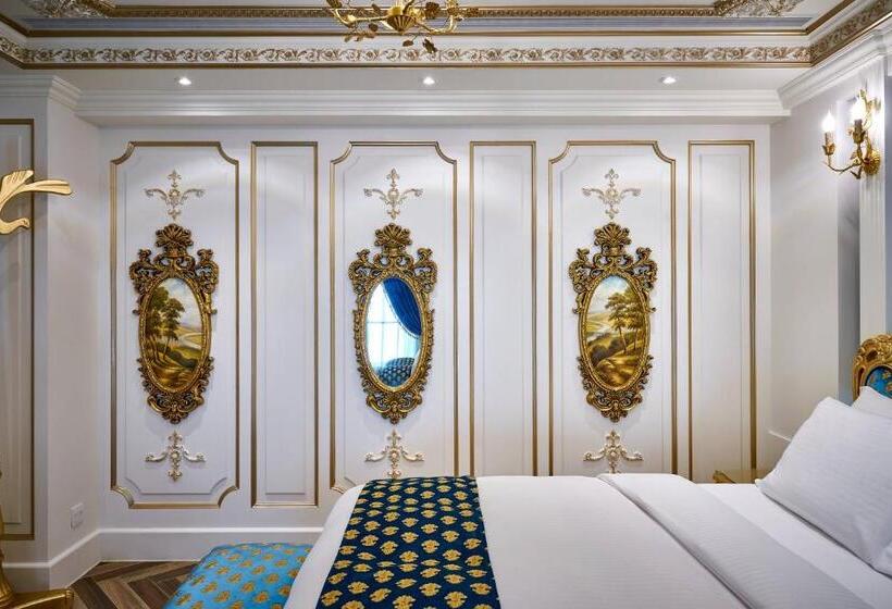اتاق استاندارد چهار تخته, Sun Moon Lake Queen Castle Hotel 日月潭皇后古堡飯店