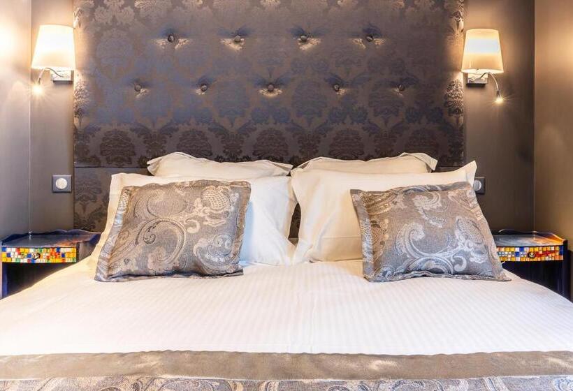Номер Deluxe, Brit Hotel Privilege Lisieux   La Villa Des Arts