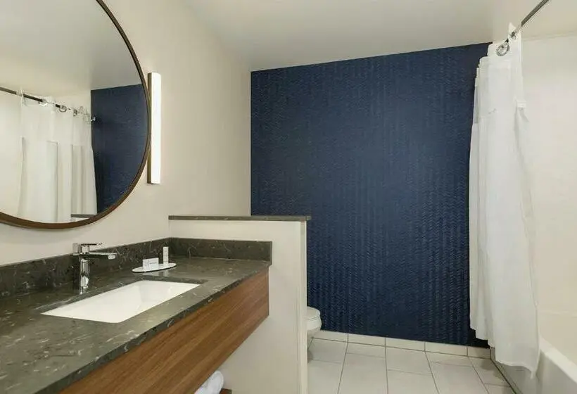سوییت, Fairfield Inn & Suites By Marriott Des Moines Downtown